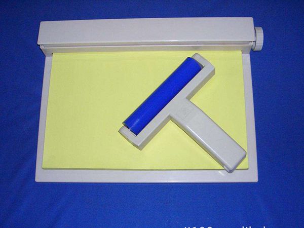 粘塵紙本的特點(diǎn)與使用方法